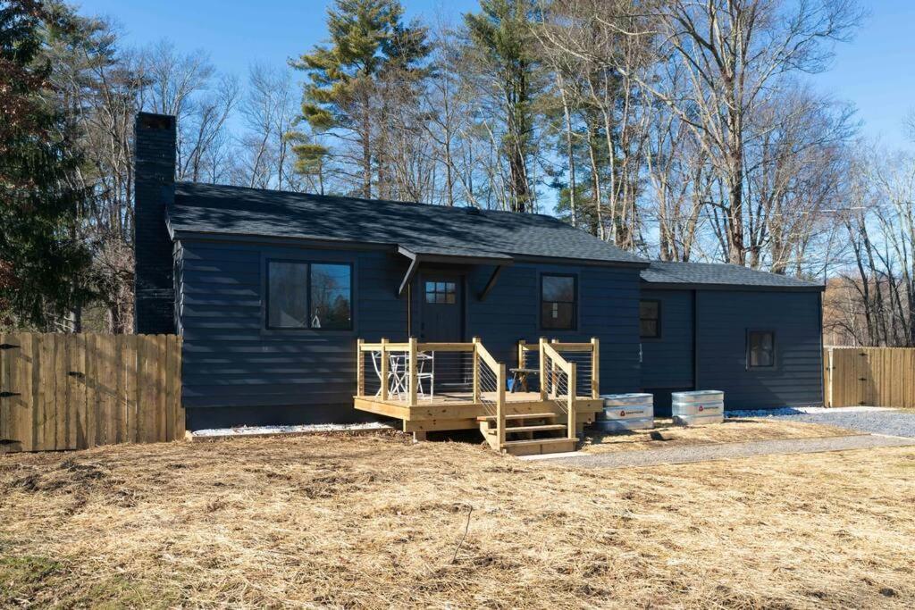 New Paltz Zen Wellness Cabin W/ Hot Tub Zewnętrze zdjęcie